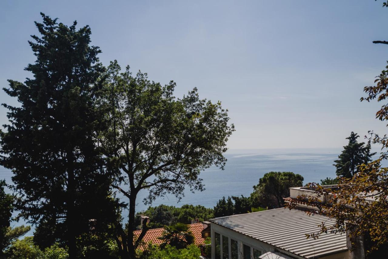 Sea Breeze - Barcola Lägenhet Trieste Exteriör bild